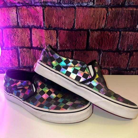 Vans - Picture 2 of 3